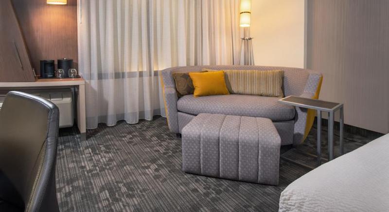 Courtyard By Marriott Toronto Markham Exterior foto
